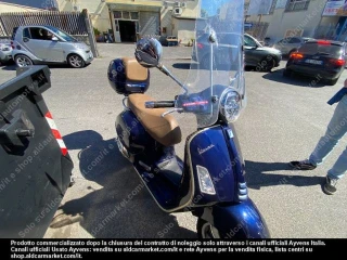 PIAGGIO VESPA GTS 300 HPE ABS MY2019 EURO 4 Motociclo 2-door (Euro 4)