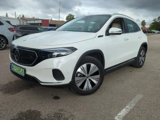 MERCEDES-BENZ Eqa 300 4matic