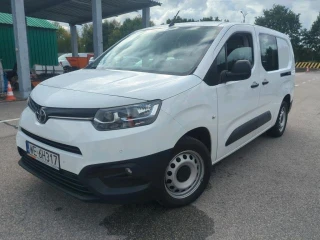 TOYOTA Proace City 1.2 D-4t 130km A/t Long Furgonbrygactive
