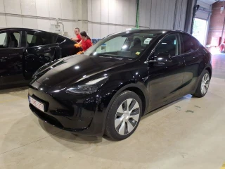 TESLA MODEL Y BEV AUTO RWD