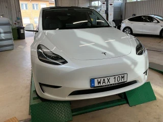TESLA Model Y Long Range 514hk AWD Läder Pano