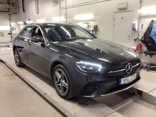 MERCEDES-BENZ E-Class E 300 de 4MATIC 306hk AMG Line Burmester