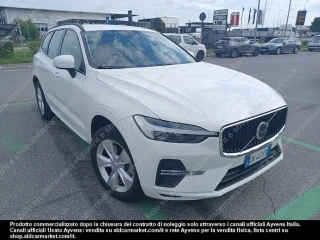 VOLVO XC60 B4 D AWD automatico Momentum Sport utility vehicle 5-door (Euro 6D)