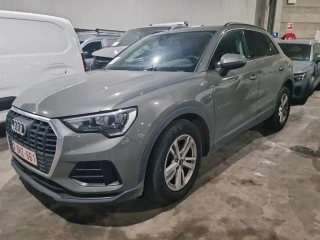 AUDI Q3 2.0 35 TDI S TRONIC BUS. ED. ATTRACTION