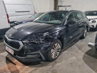 SKODA OCTAVIA COMBI 2.0 CRTDI 85KW DSG7 CLEVER