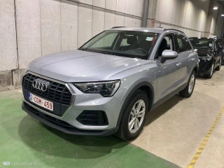 AUDI Q3 1.4 45 TFSI E S TRONIC