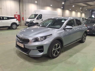 KIA XCEED 1.6 GDI PHEV DCT BUSINESS LINE