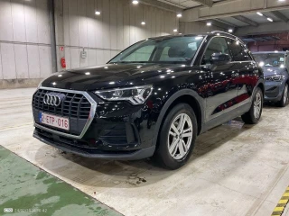 AUDI Q3 1.5 35 TFSI S TRONIC BUS. ED. ATTRACTION