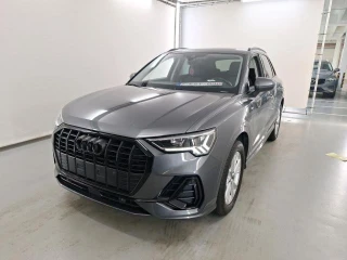 AUDI Q3 1.4 45 TFSI E S TRONIC LINE