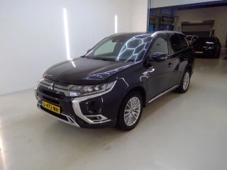 MITSUBISHI Outlander PHEV Instyle 5d
