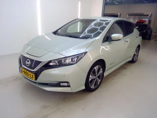 NISSAN Leaf Electric 40kWh Tekna