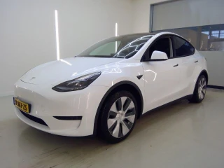 TESLA Model Y RWD 5d