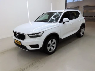 VOLVO XC40 T2 automaat Momentum 5d