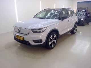 VOLVO XC40 Recharge P8 AWD