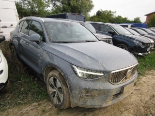 VOLVO XC40 T5 Recharge Plug-in auto Core Sport utility vehicle 5-door (Euro 6D)