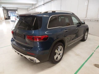 MERCEDES-BENZ GLB 2.0 220 D 4MATIC DCT AMG LINE