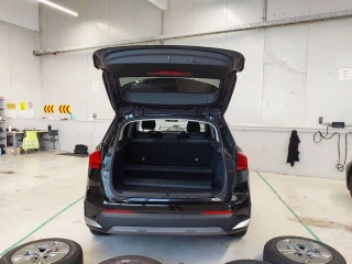 BMW IX1 XDRIVE30