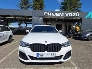 BMW 5 3.0 540i xDrive AT