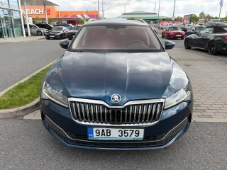 SKODA Superb III '22 5 dv. combi 2.0 TDI 110 kW Style DSG (110 kW)