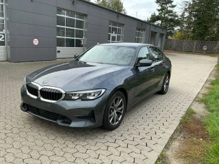 BMW 3 SERIE 320d Sport Line auto UA!,