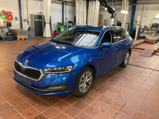 SKODA OCTAVIA 2,0 TDI AdBlue Style DSG7 Combi UA!'