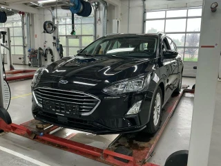 FORD Focus 1.5 EcoBlue Titanium Business 120 M6 SW UA!,