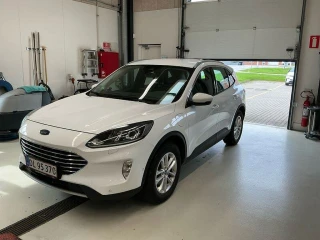 FORD KUGA 2.5 Plug-in Hybrid 225Hk Titanium CVT UA!,