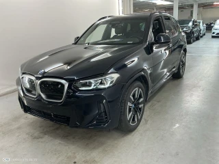 BMW IX3 80KWH AUTO