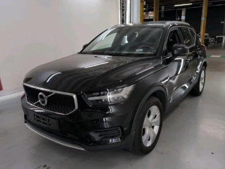 VOLVO XC40 1.5 T2 MOMENTUM PRO AUTO