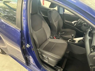 TOYOTA YARIS Yaris 120 VVT-i Dynamic Business 5p