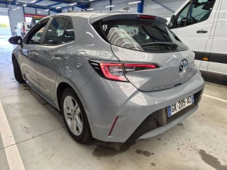 TOYOTA COROLLA Corolla 122h Dynamic Business + Programme Beyond Zero Academy
