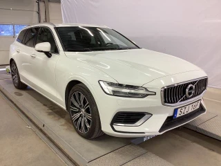 VOLVO V60 Recharge T6 341hk AWD Inscription Exp Drag *Återkallelse för högvoltsbatteriet kan finnas*