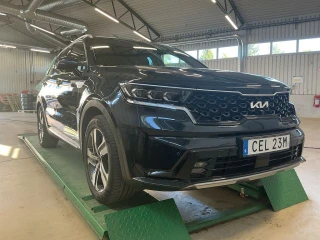 KIA SORENTO PHEV 265hk AWD Advance Plus Läder Drag Bose Head Up
