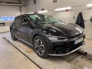 KIA EV6 228hk RWD PLUS Drag Läder