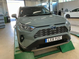 TOYOTA RAV4 Hybrid AWD 222hk Active Värmare