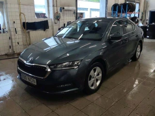 SKODA OCTAVIA 2.0 TDI AMBITION 5D 7DSG 110KW