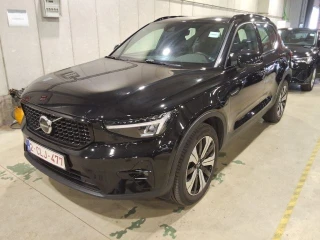 VOLVO XC40 1.5 T4 PHEV ULTIMATE DARK DESIGN DCT