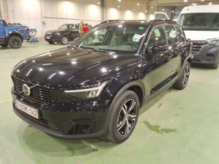 VOLVO XC40 1.5 T2 PLUS DARK DESIGN AUTO