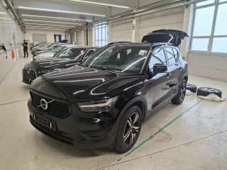 VOLVO XC40 T2 R-Design Geartronic 95KW