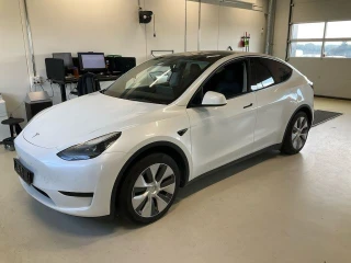 TESLA MODEL Y BEV RWD UA!