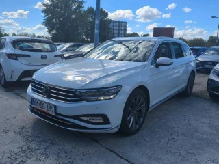 VOLKSWAGEN Passat Variant Elegance 2.0 Tdi 150le