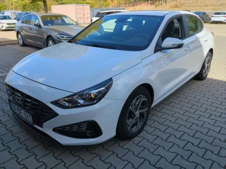 HYUNDAI I30 HYBRID 1.5 T-GDI MHEV I-MT COMFORT FA