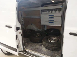 FORD TRANSIT CUSTOM 300 L2H1 2.0 ECOBLUE105PS TREND