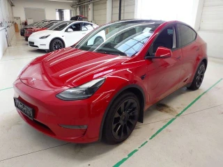 TESLA MODEL Y MAXIMALE REICHWEITE