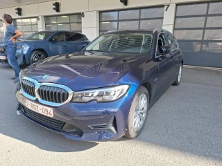 BMW 3 SERIES TOURING 2.0 330E (215KW)