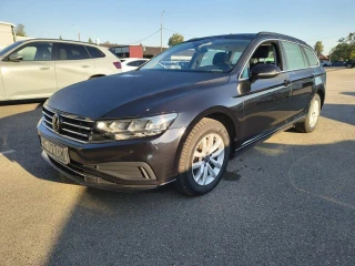 VOLKSWAGEN PASSAT 2.0 TDI BUSINESS VARIANT