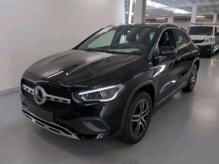 MERCEDES-BENZ GLA 1.3 250 E DCT BUSINESS SOLUTION