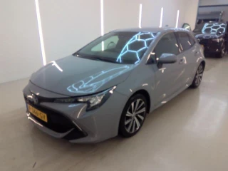 TOYOTA Corolla Hatchback 2.0 Hybrid Business Plus