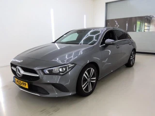 MERCEDES-BENZ CLA Shooting Brake 200 DCT Bus. Solution Luxury 5d
