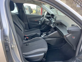 PEUGEOT 2008 1.2 PureTech 130ch S&S Active Business EAT8